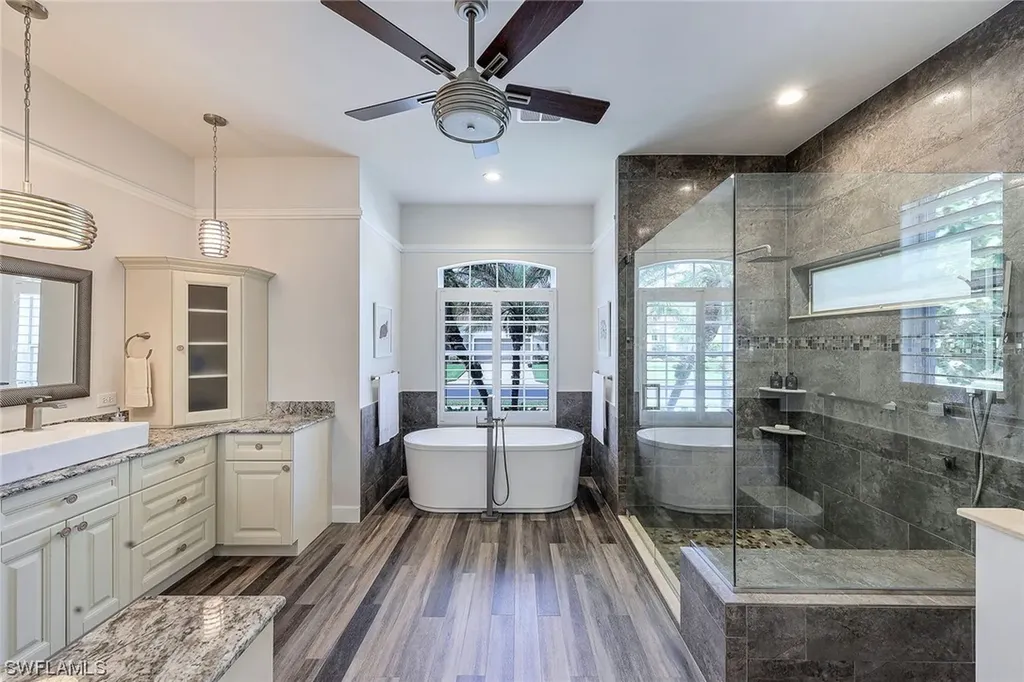 8392 Northhampton Court Naples FL 34120