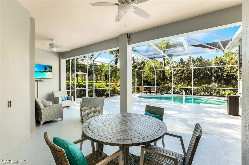 8392 Northhampton Court Naples FL 34120