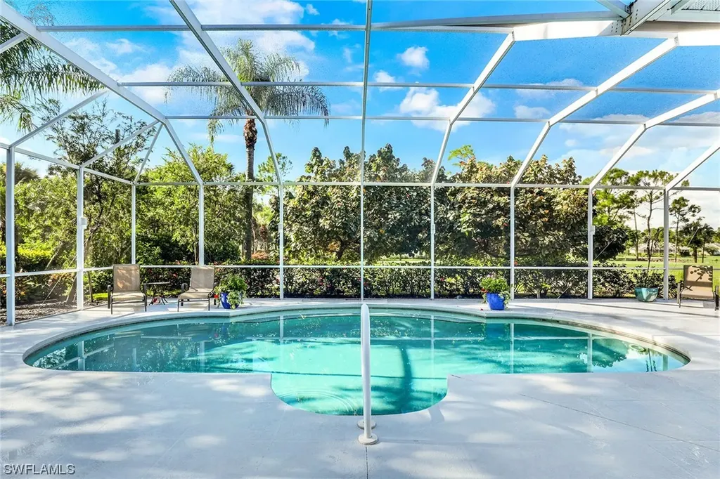 8392 Northhampton Court Naples FL 34120