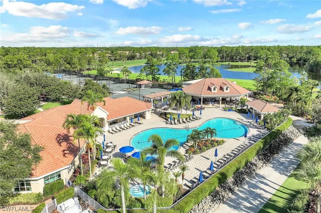8392 Northhampton Court Naples FL 34120