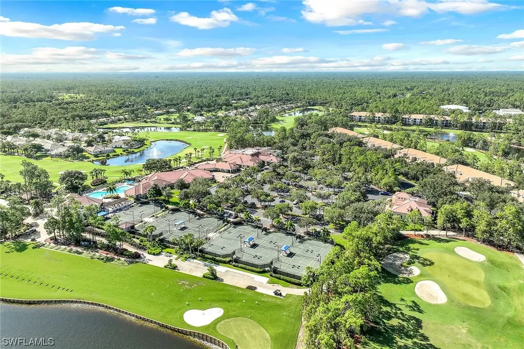 8392 Northhampton Court Naples FL 34120
