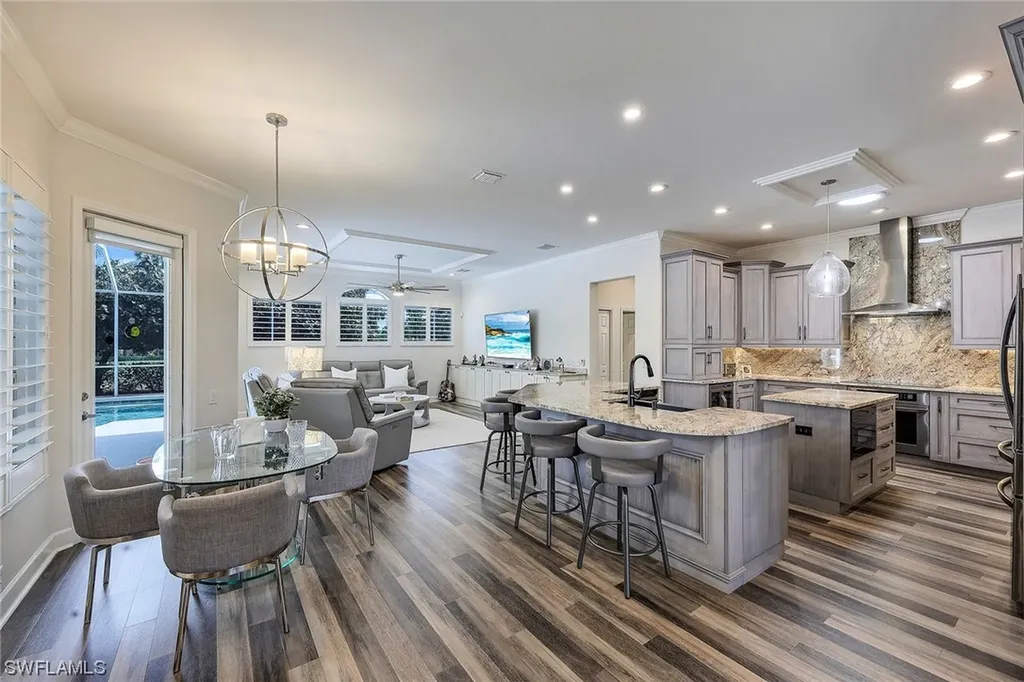 8392 Northhampton Court Naples FL 34120