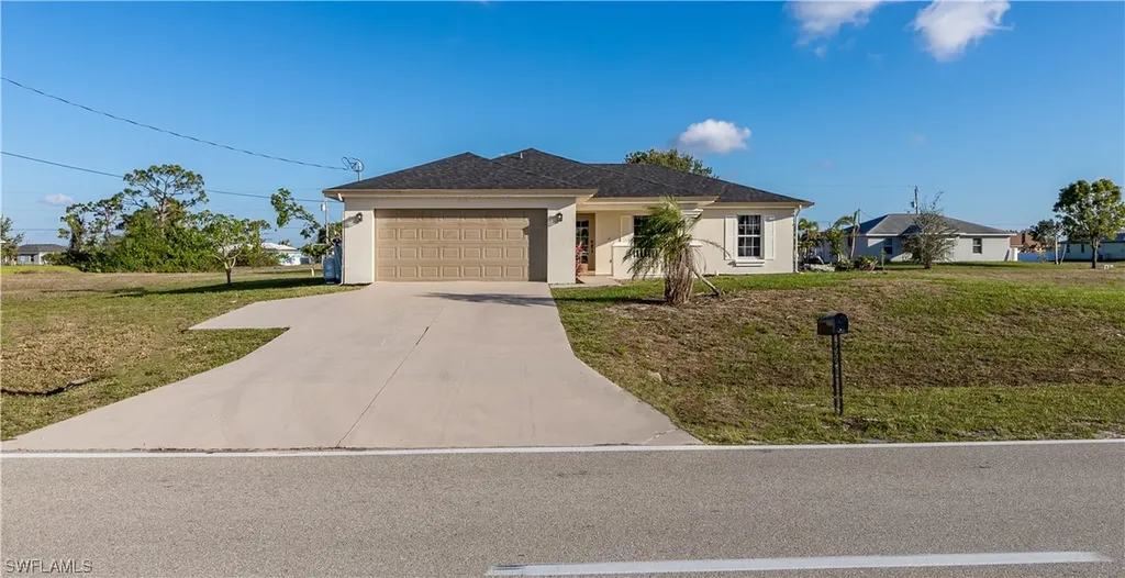 1858 Diplomat Parkway W Cape Coral FL 33993