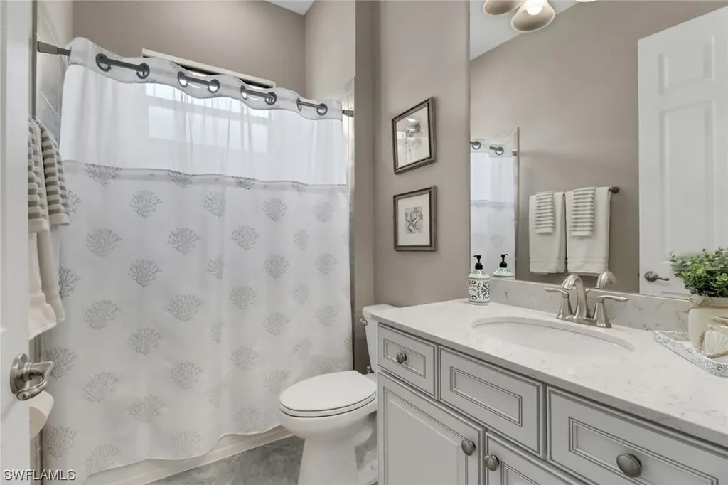 2387 Grenadines Way Naples FL 34120