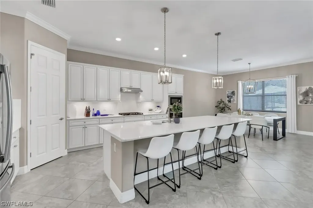 2387 Grenadines Way Naples FL 34120