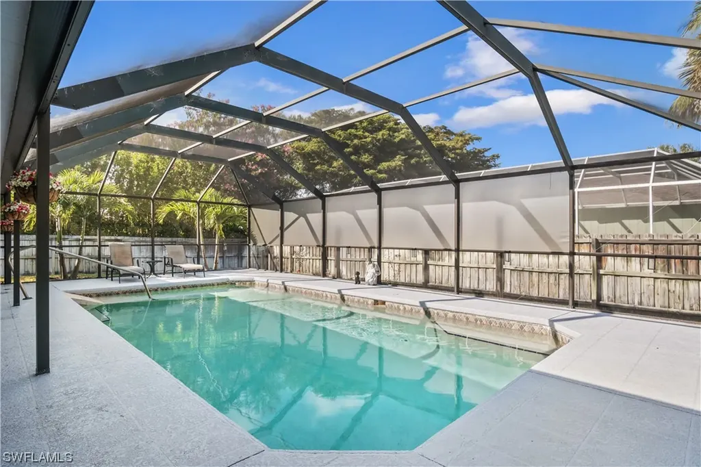101 Sharwood Drive Naples FL 34110