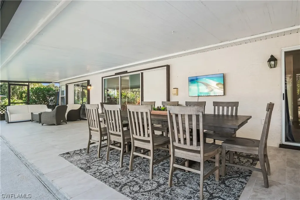 101 Sharwood Drive Naples FL 34110