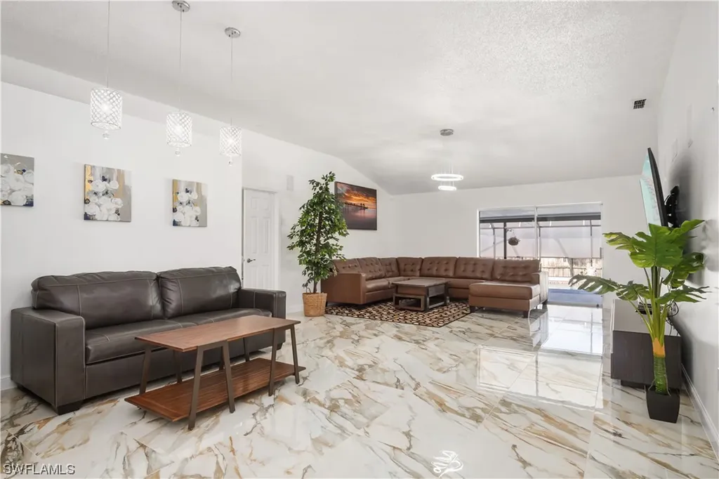 101 Sharwood Drive Naples FL 34110