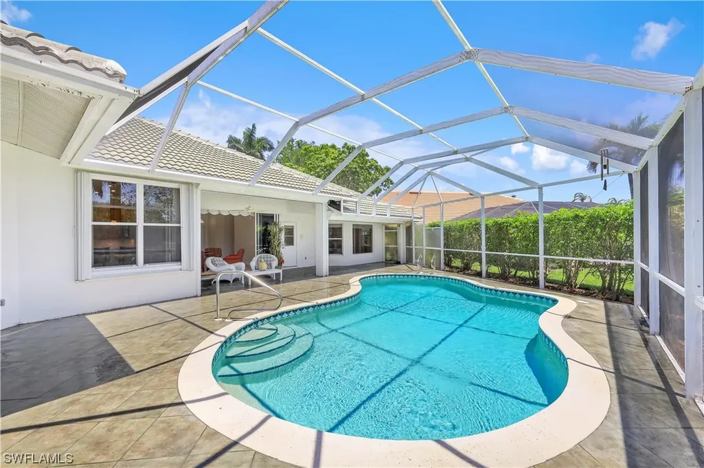 1940 Timberline Drive Naples FL 34109