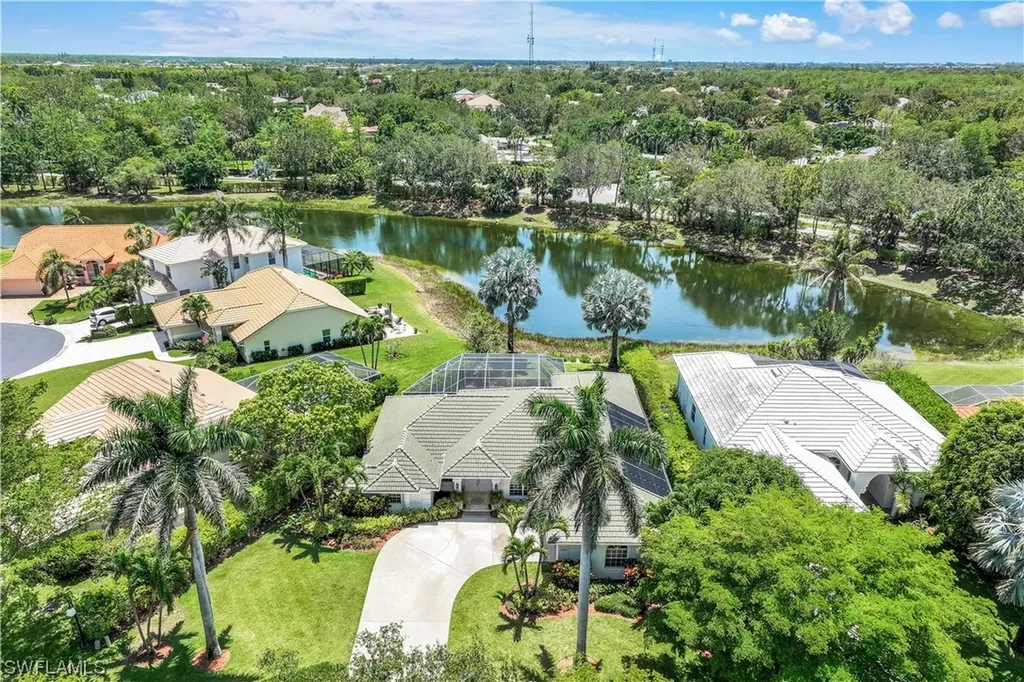 1940 Timberline Drive Naples FL 34109