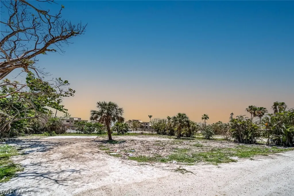 1105 Shell Basket Lane Sanibel FL 33957