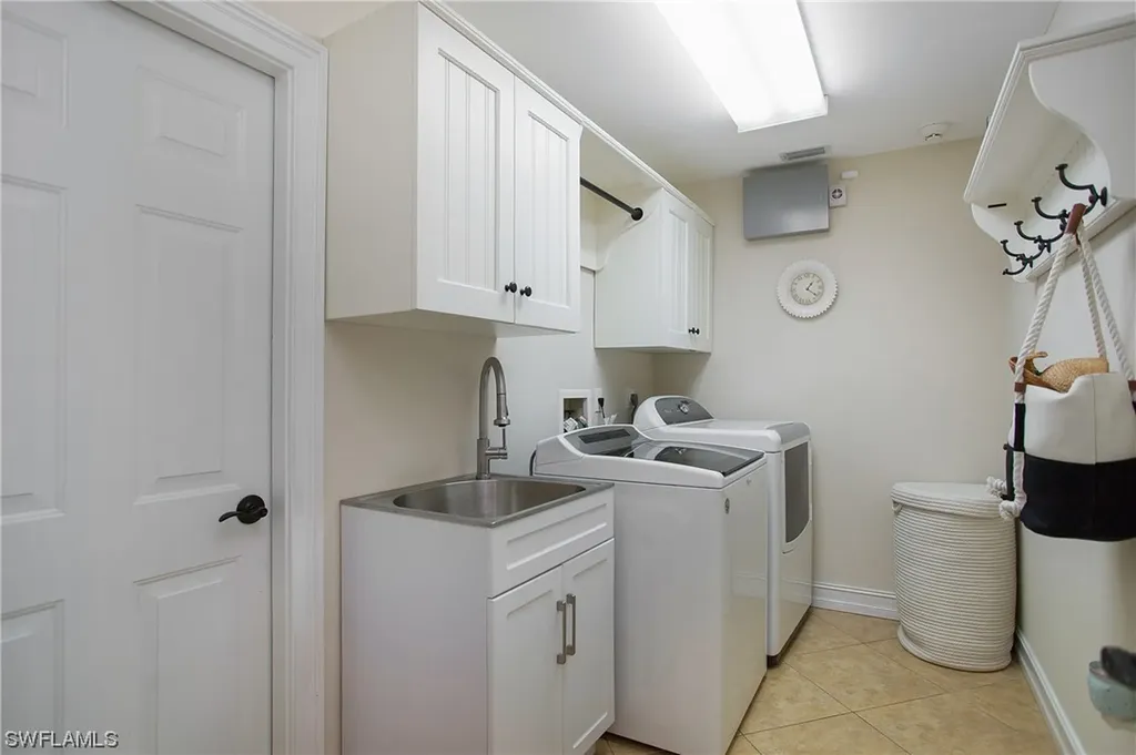 216 Palmetto Dunes Circle Naples FL 34113