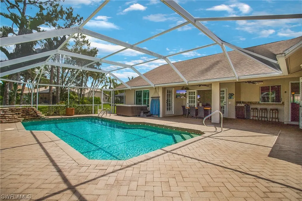 216 Palmetto Dunes Circle Naples FL 34113