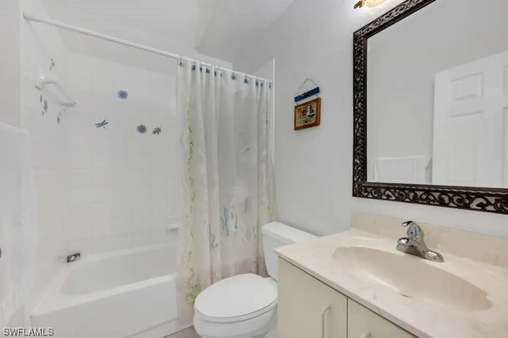 775 16th Avenue NW Naples FL 34120