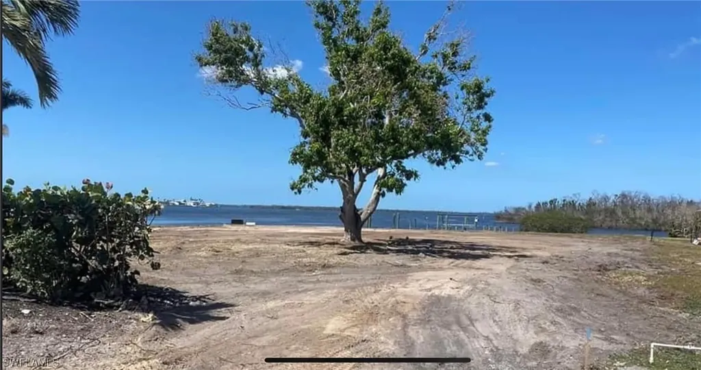 12351 Shoreview Drive Matlacha FL 33993