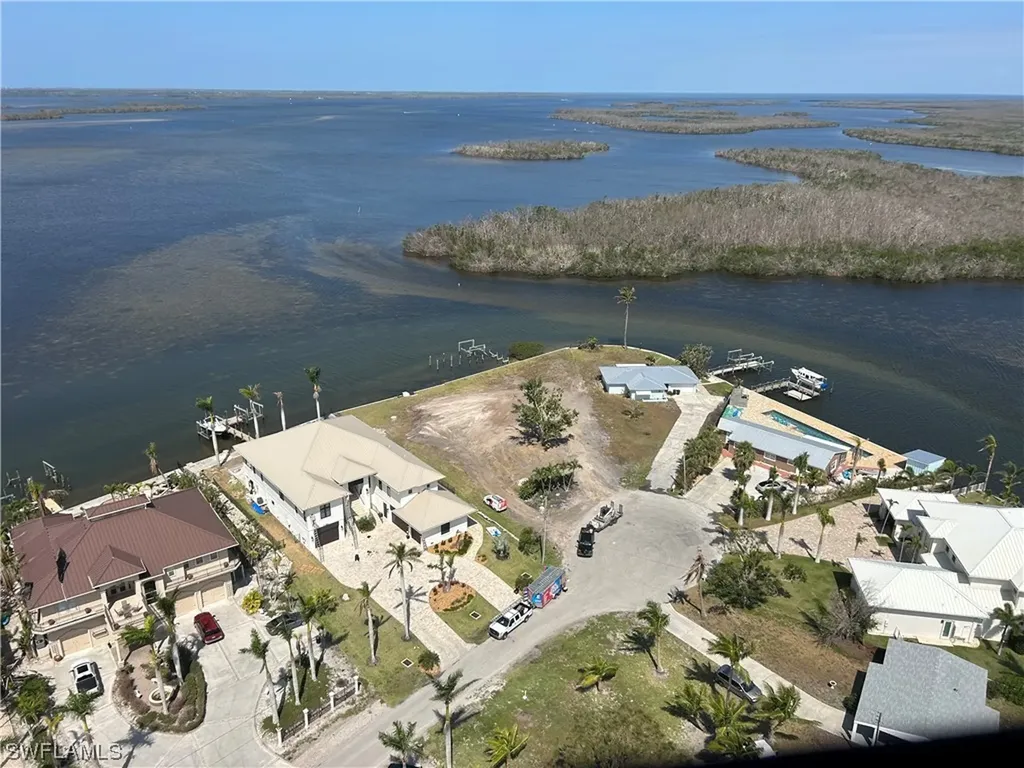 12351 Shoreview Drive Matlacha FL 33993
