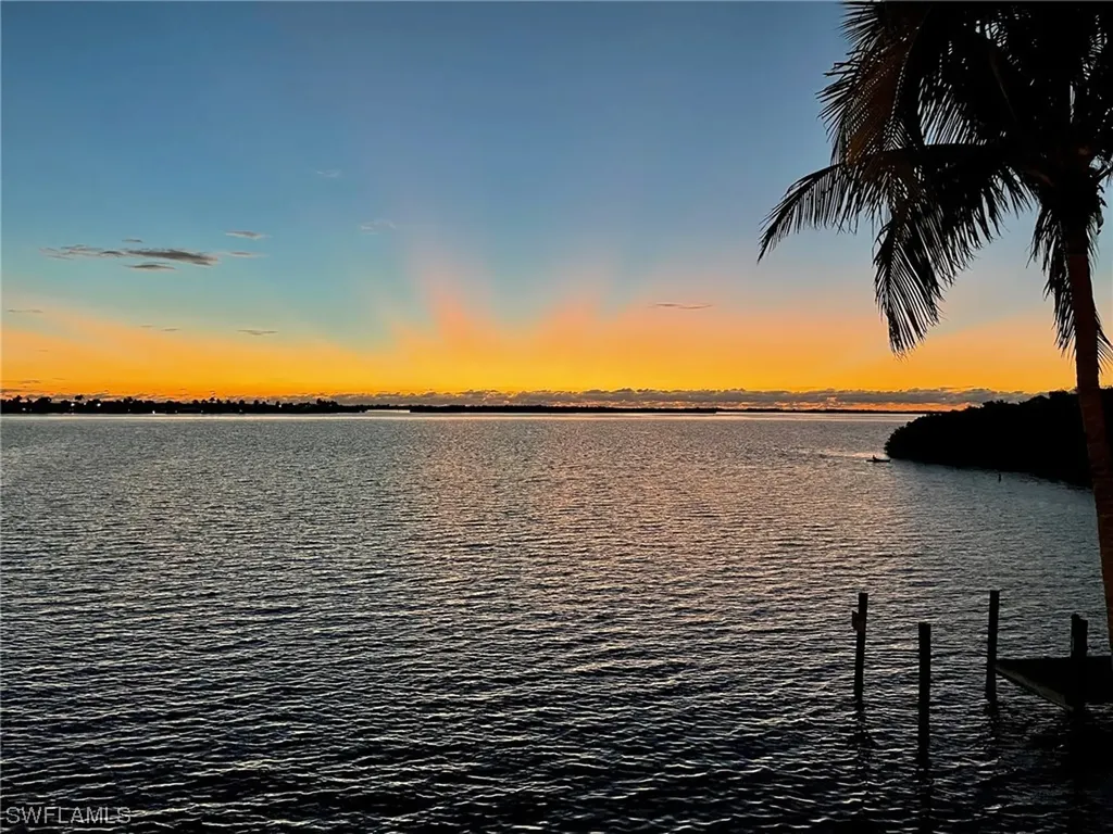 12351 Shoreview Drive Matlacha FL 33993