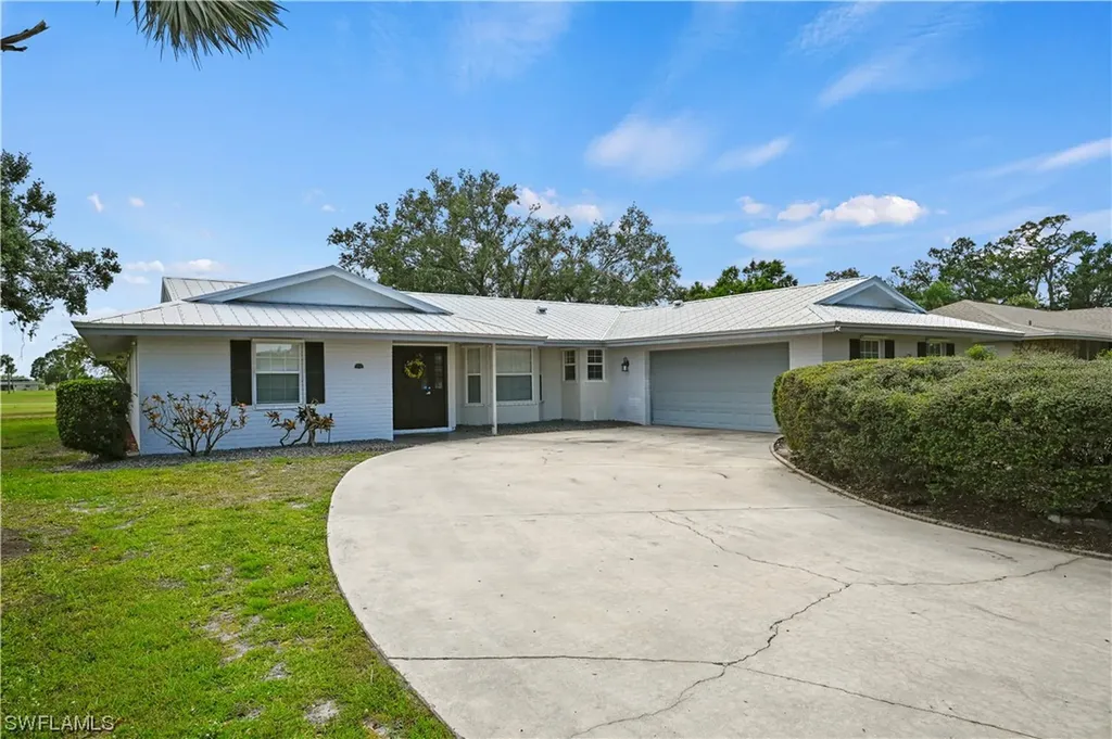 5365 Chippendale Circle E Fort Myers FL 33919