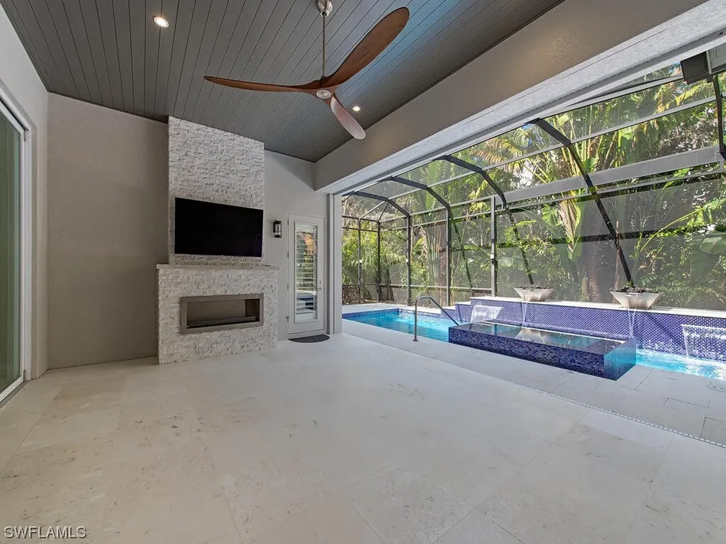 555 Mooring Line Drive Naples FL 34103