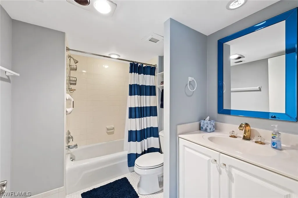 3399 Gulf Shore Boulevard N Naples FL 34103