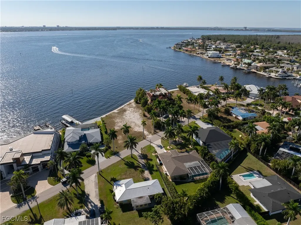 238 Bayshore Drive Cape Coral FL 33904