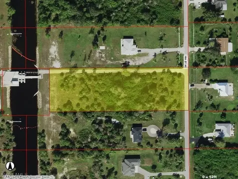 10TH Street NE Naples FL 34120