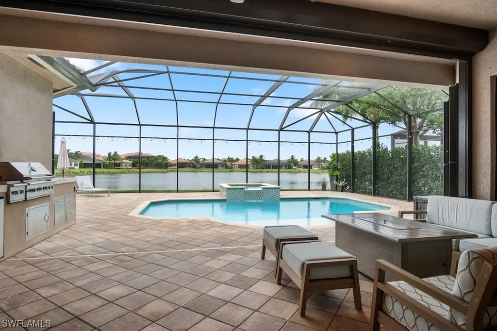 4387 Caldera Circle Naples FL 34119
