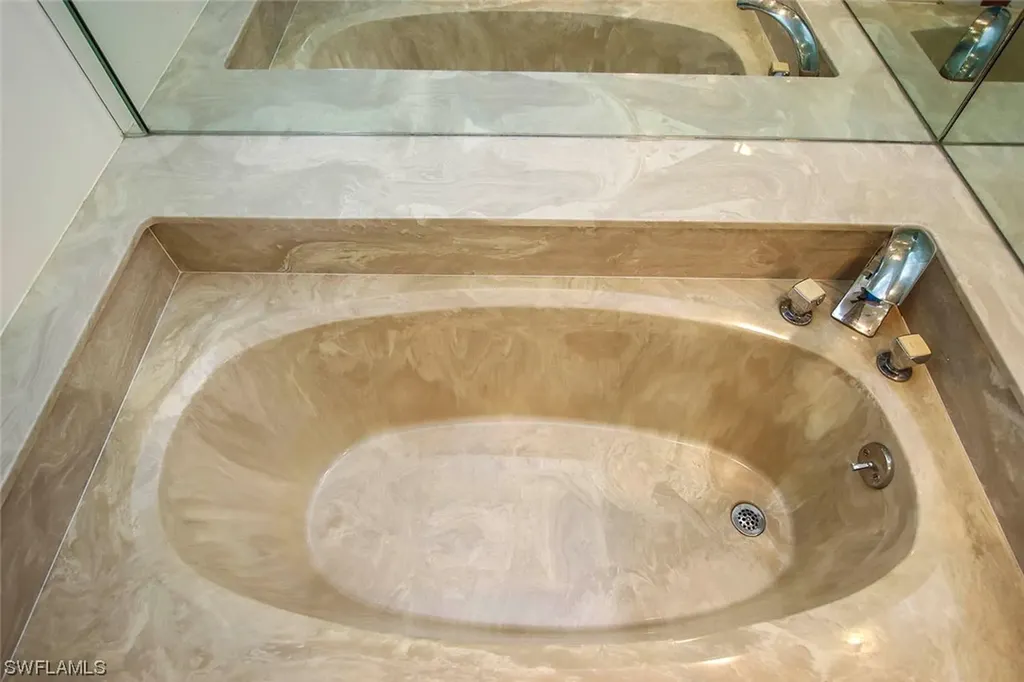 235 Palm Lake Drive Sanibel FL 33957