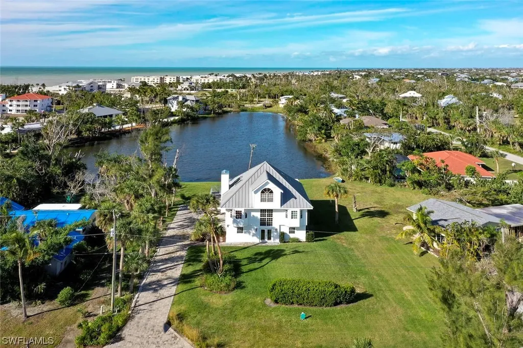 235 Palm Lake Drive Sanibel FL 33957