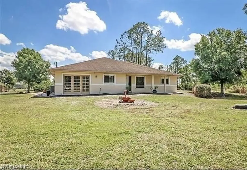 6670 Fawn Lane Naples FL 34120