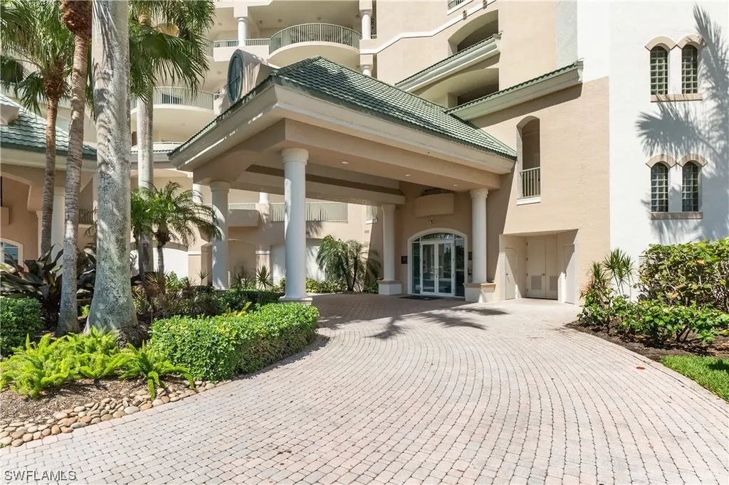4811 Island Pond Court Bonita Springs FL 34134
