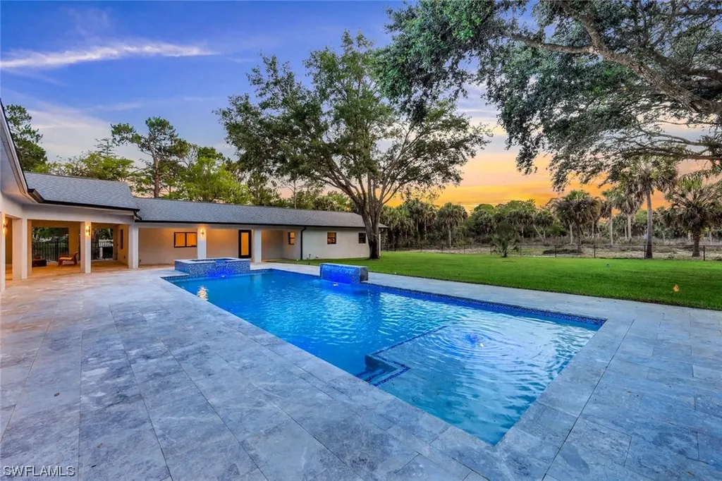 675 27th Street SW Naples FL 34117