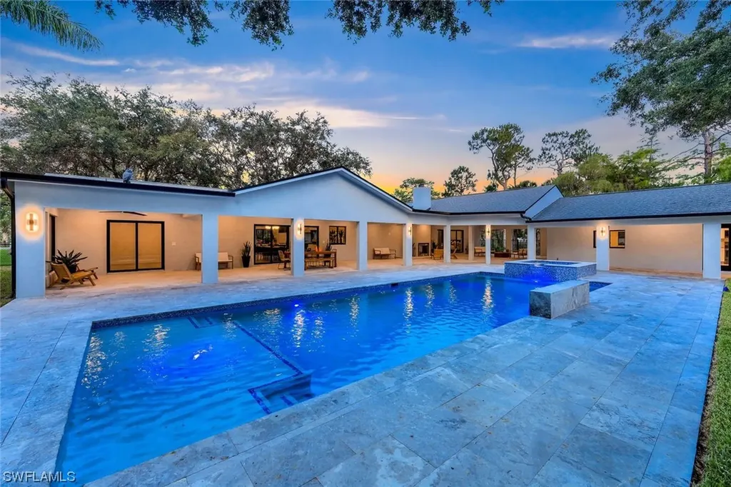 675 27th Street SW Naples FL 34117