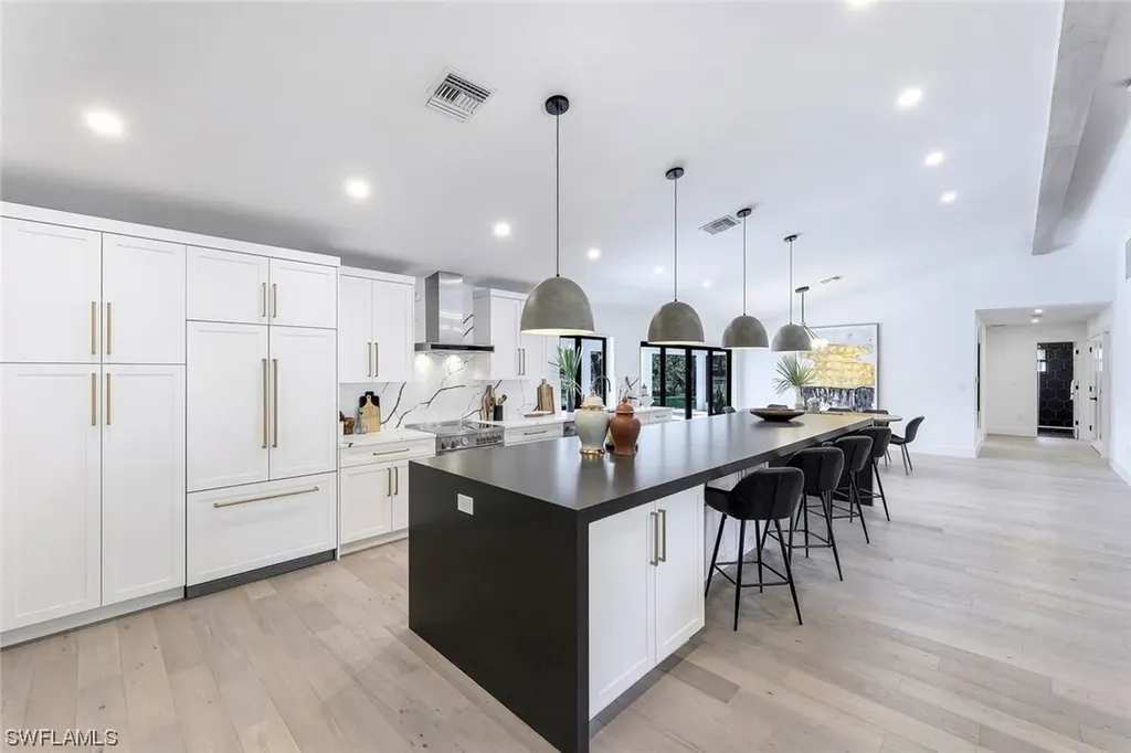 675 27th Street SW Naples FL 34117