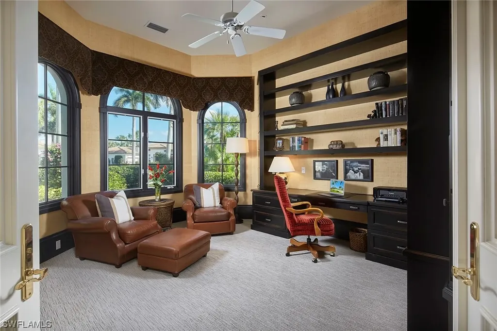 1735 Venezia Way Naples FL 34105