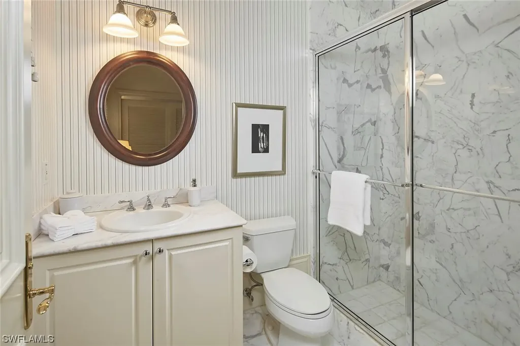 1735 Venezia Way Naples FL 34105