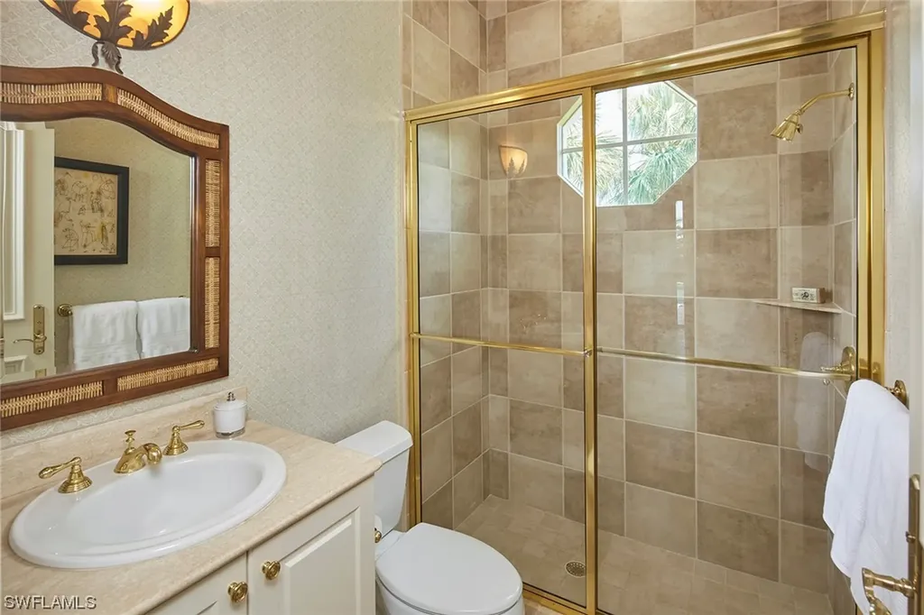 1735 Venezia Way Naples FL 34105