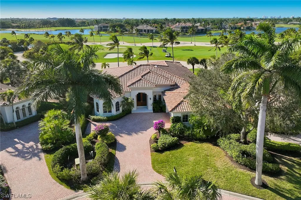 1735 Venezia Way Naples FL 34105