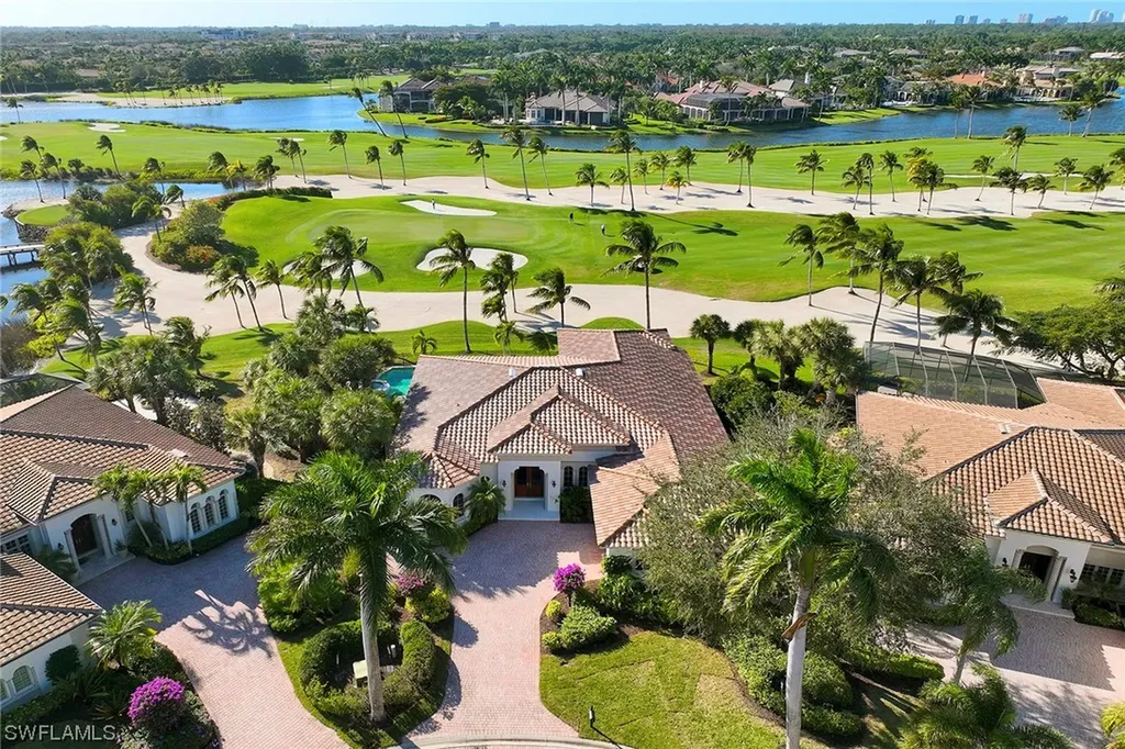 1735 Venezia Way Naples FL 34105