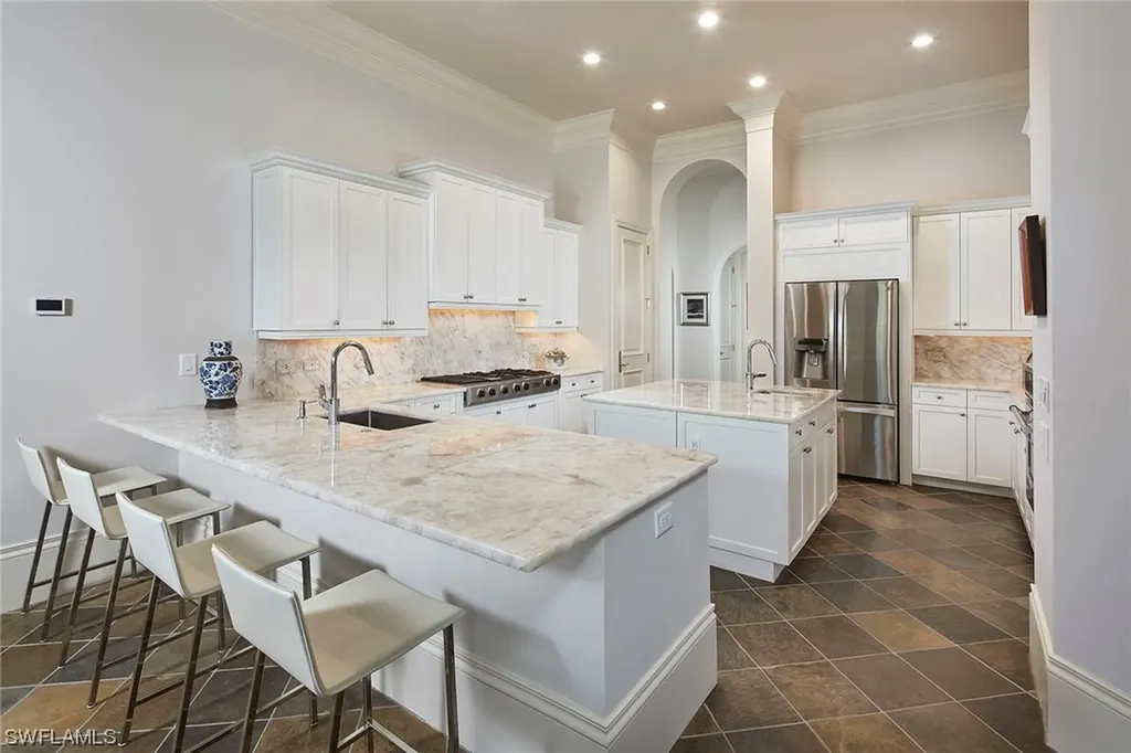 1735 Venezia Way Naples FL 34105