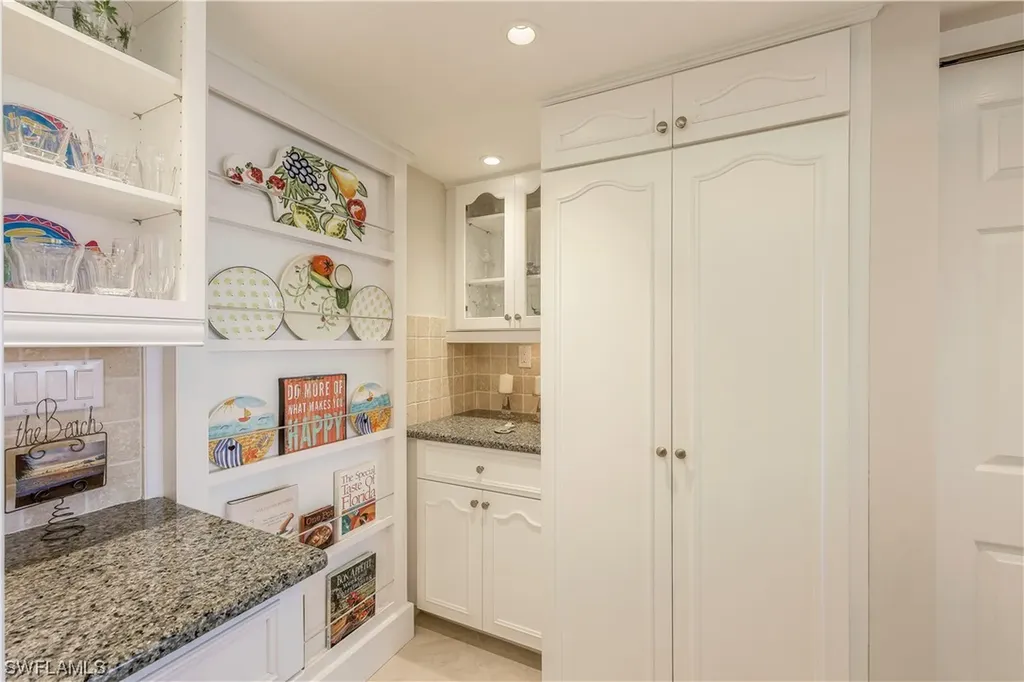 3115 Gulf Shore Boulevard N Naples FL 34103