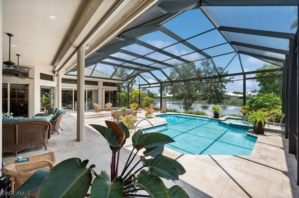 Bonita Springs FL, 27261 Ibis Cove Court