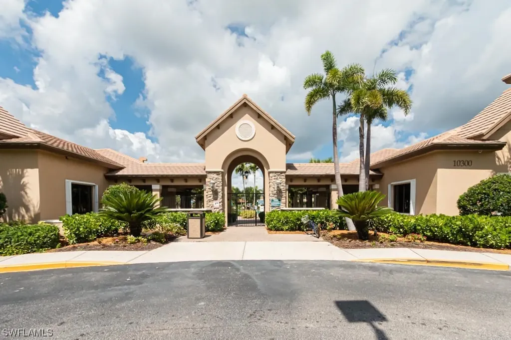11077 Yellow Poplar Drive Fort Myers FL 33913