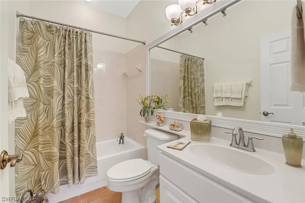 8957 Bristol Bend Fort Myers FL 33908