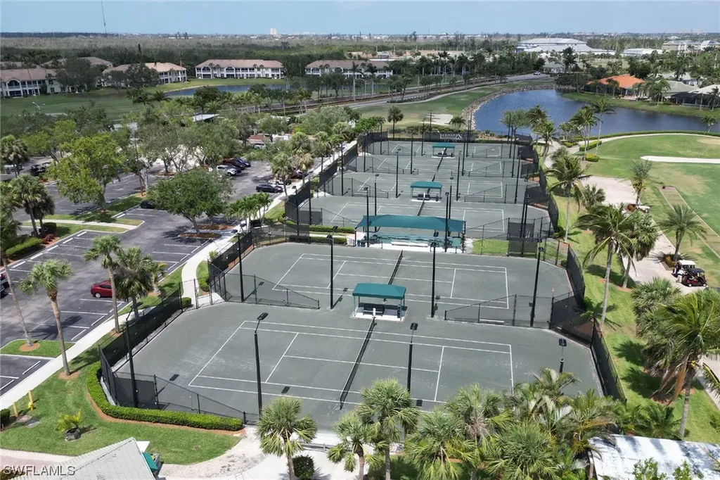 8957 Bristol Bend Fort Myers FL 33908