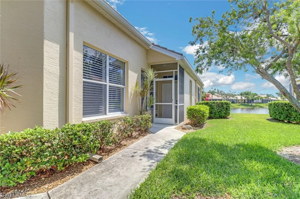 8957 Bristol Bend Fort Myers FL 33908