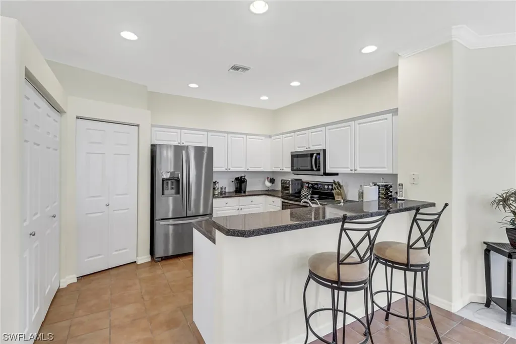 8957 Bristol Bend Fort Myers FL 33908