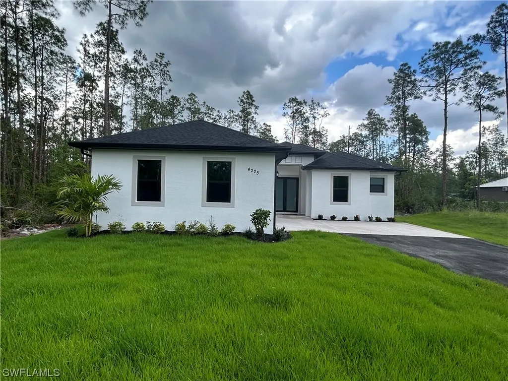 4079 14th Avenue NE Naples FL 34120