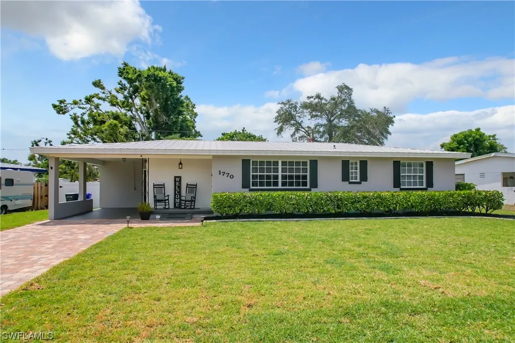 1770 Woodlawn Avenue Fort Myers FL 33901