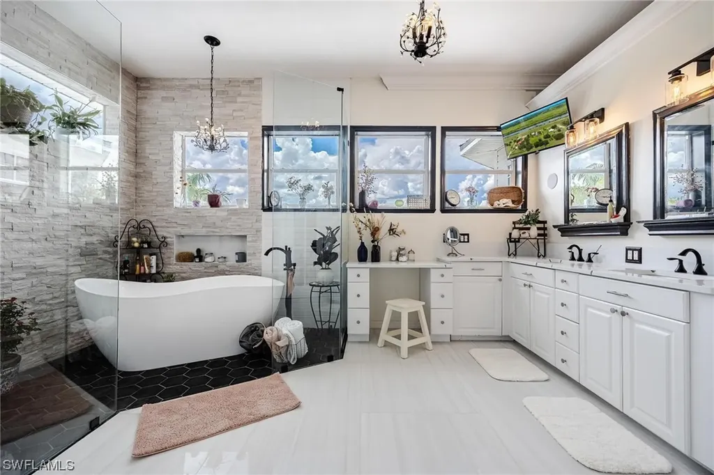 1323 Frontier Circle Labelle FL 33935